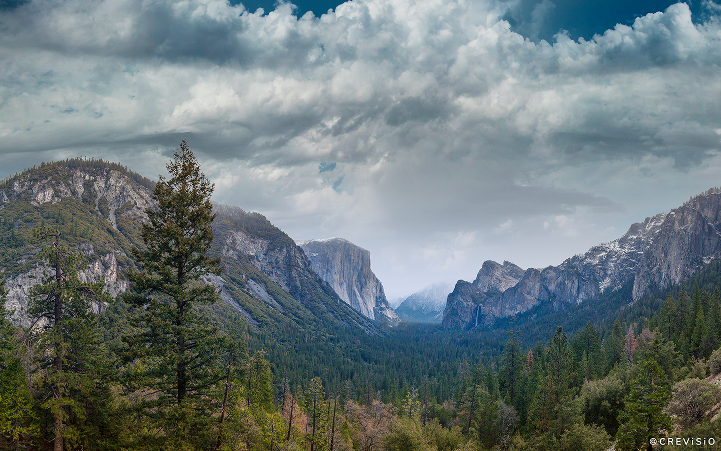 Yosemite Valley Panorama 2014 by Crevisio